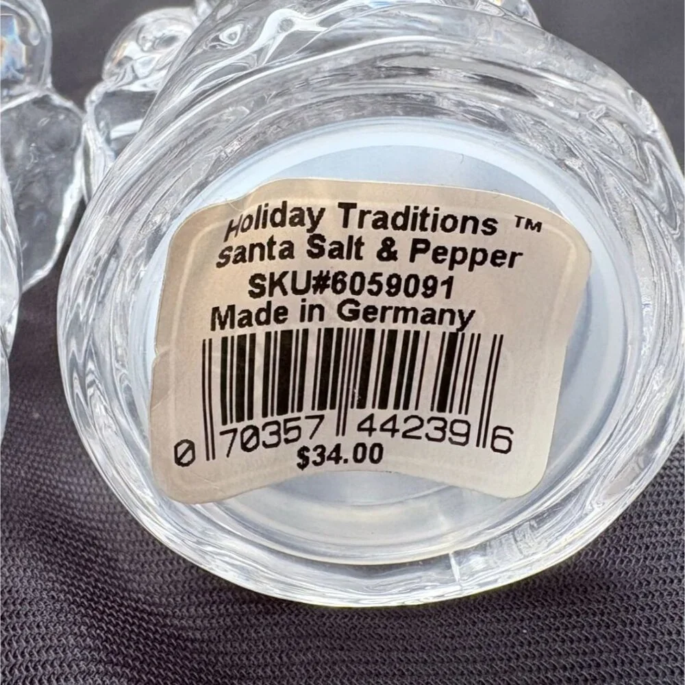 Vintage Gorham Crystal Holiday Traditions Santa Salt & Pepper‎ Shaker Set